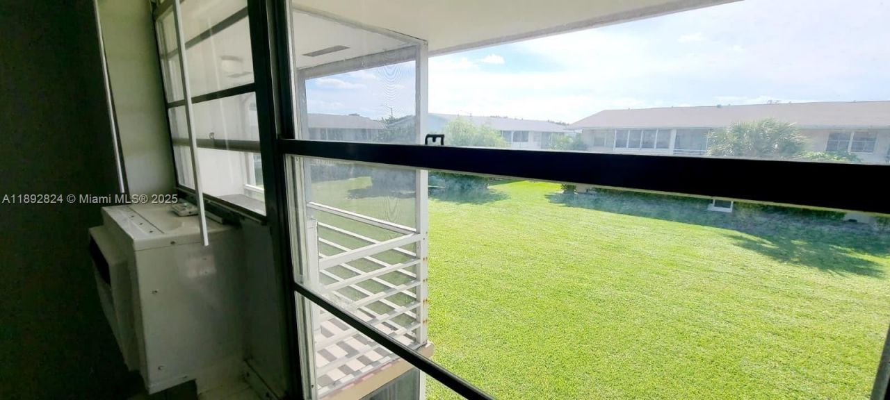 287 Norwich L, Unit 287, West Palm Beach, FL 33417 Photo