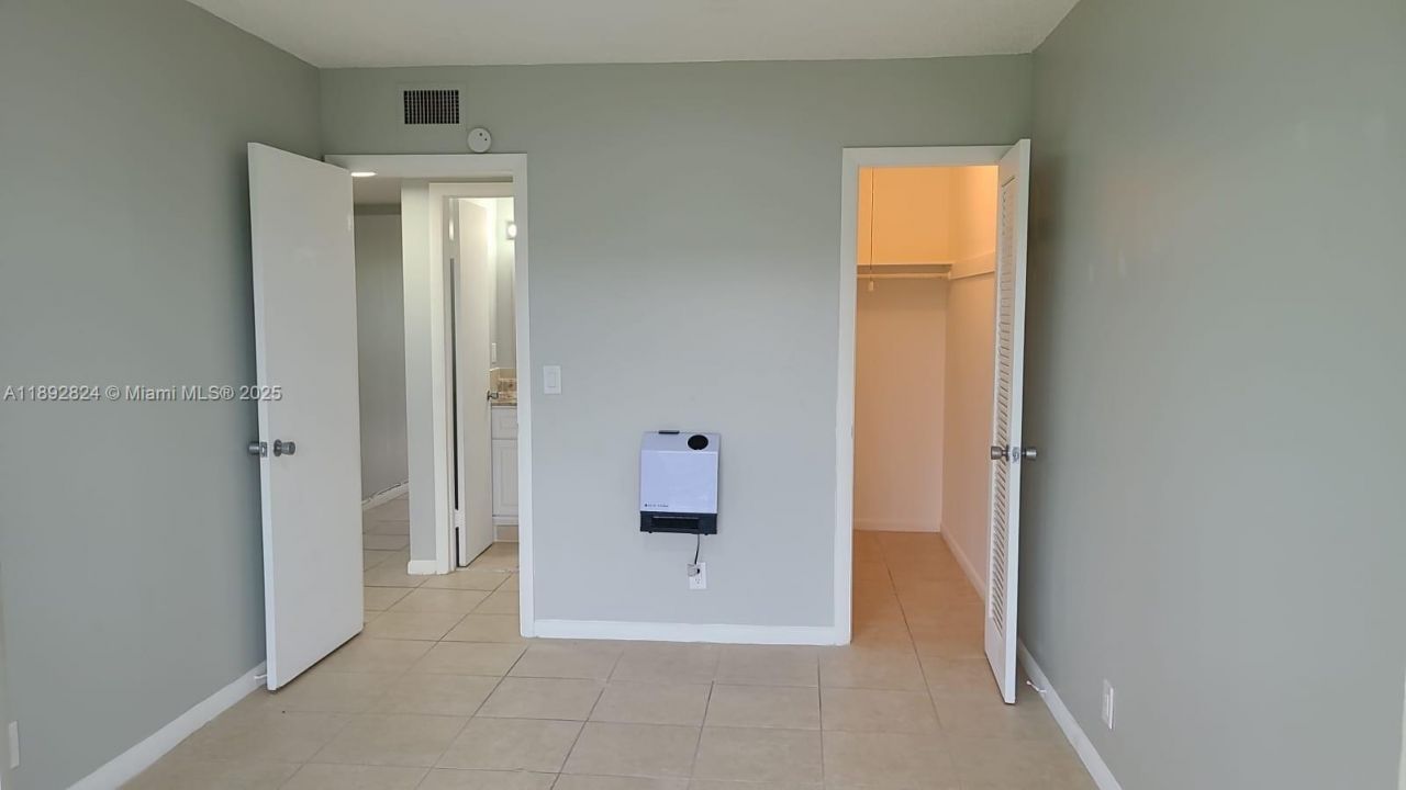 287 Norwich L, Unit 287, West Palm Beach, FL 33417 Photo