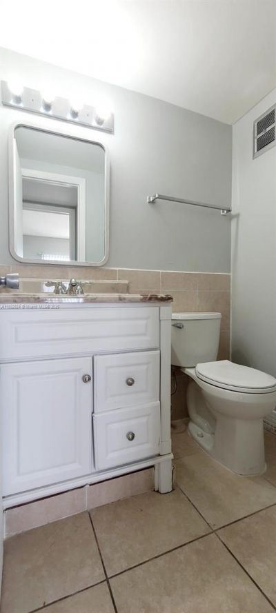 287 Norwich L, Unit 287, West Palm Beach, FL 33417 Photo