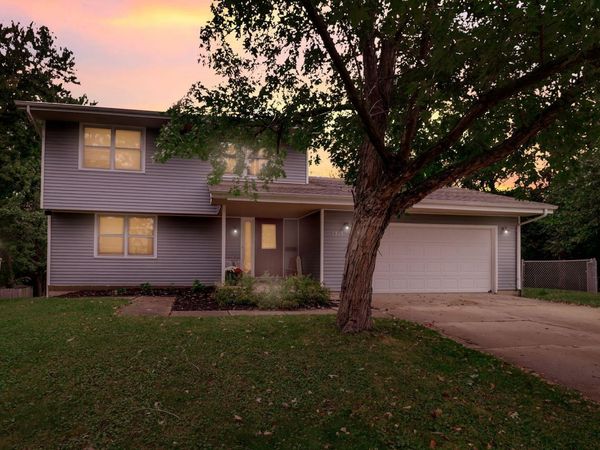 1315 Iowa Circle, Ames, IA 50014