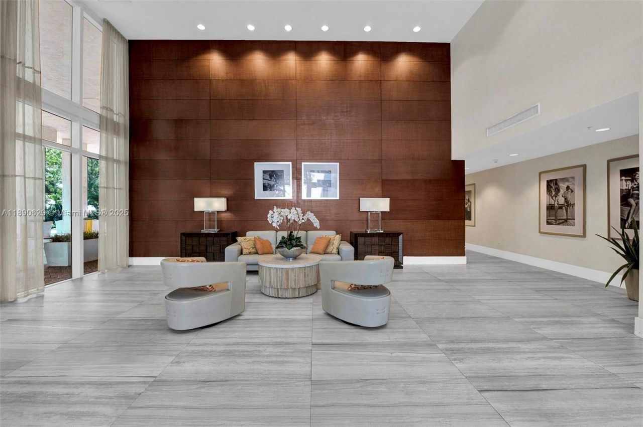 1871 NW S River Dr, Unit 501, Miami, FL 33125 Photo