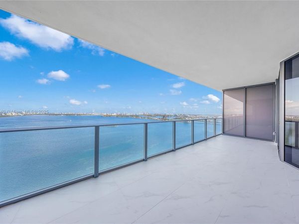 700 NE 24 St, Unit 3402, Miami, FL 33137