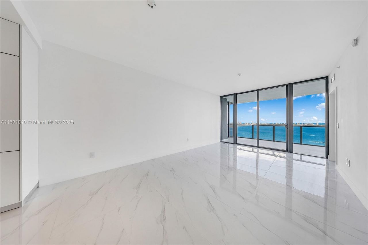 700 NE 24 St, Unit 3402, Miami, FL 33137 Photo