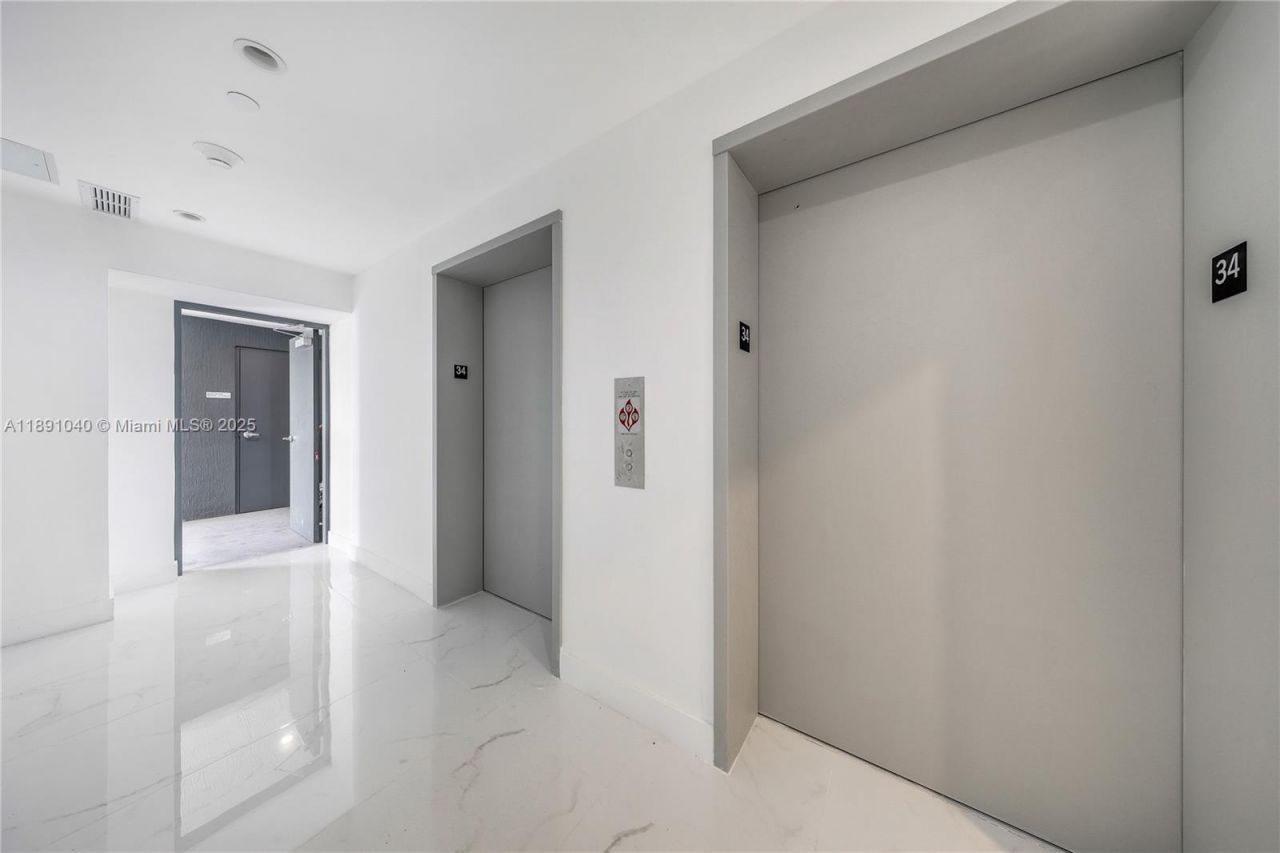 700 NE 24 St, Unit 3402, Miami, FL 33137 Photo