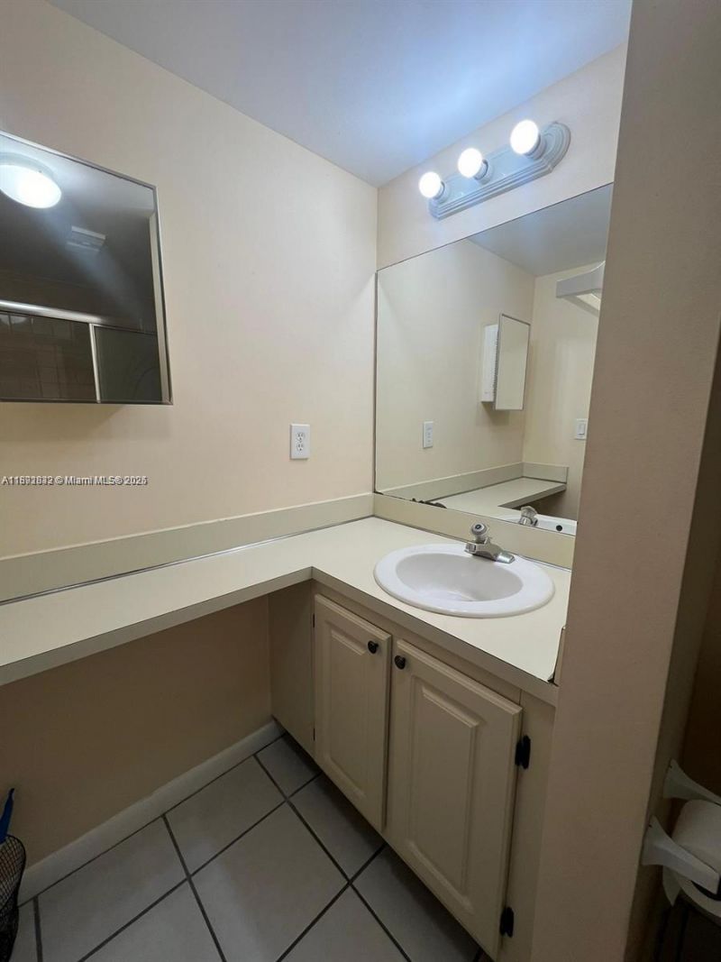 10001 W Atlantic Blvd, Unit 317, Coral Springs, FL 33071 Photo