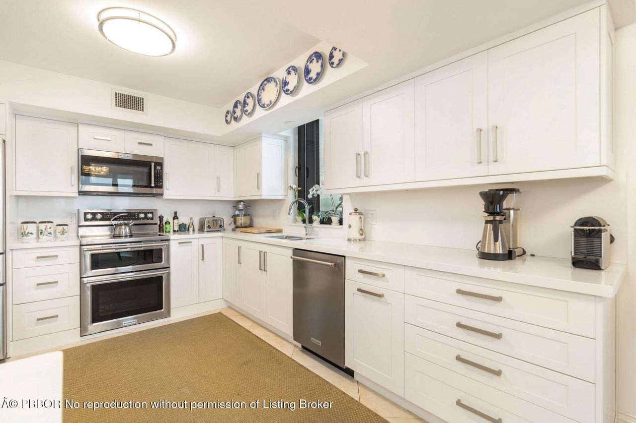 5380 N Ocean Drive, Unit 9D, Riviera Beach, FL 33404 Photo