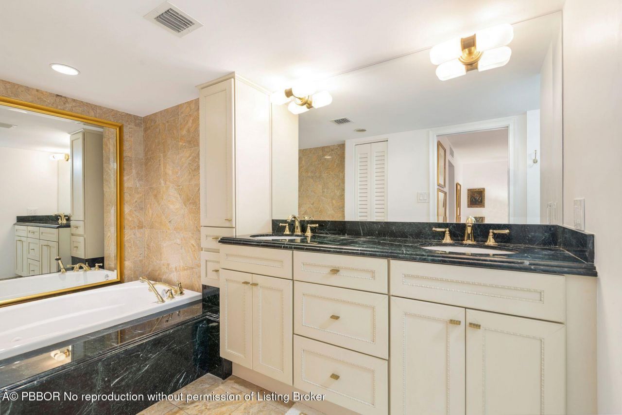 5380 N Ocean Drive, Unit 9D, Riviera Beach, FL 33404 Photo