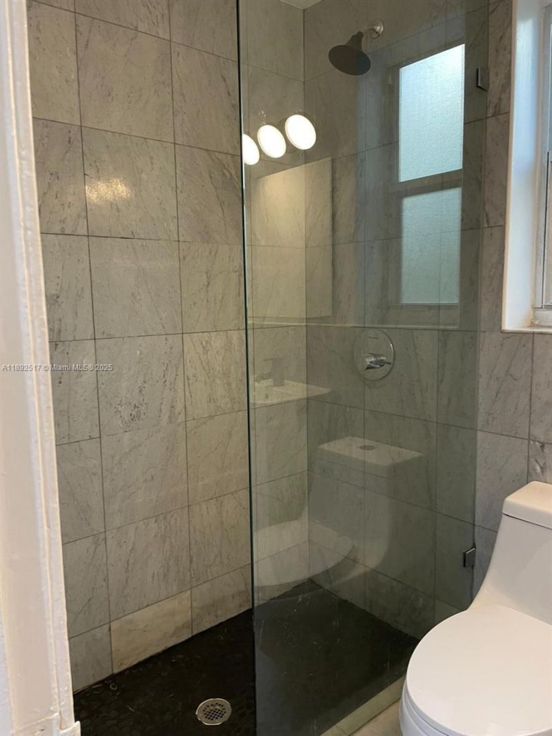 1610 Michigan Ave, Unit 6, Miami Beach, FL 33139 Photo