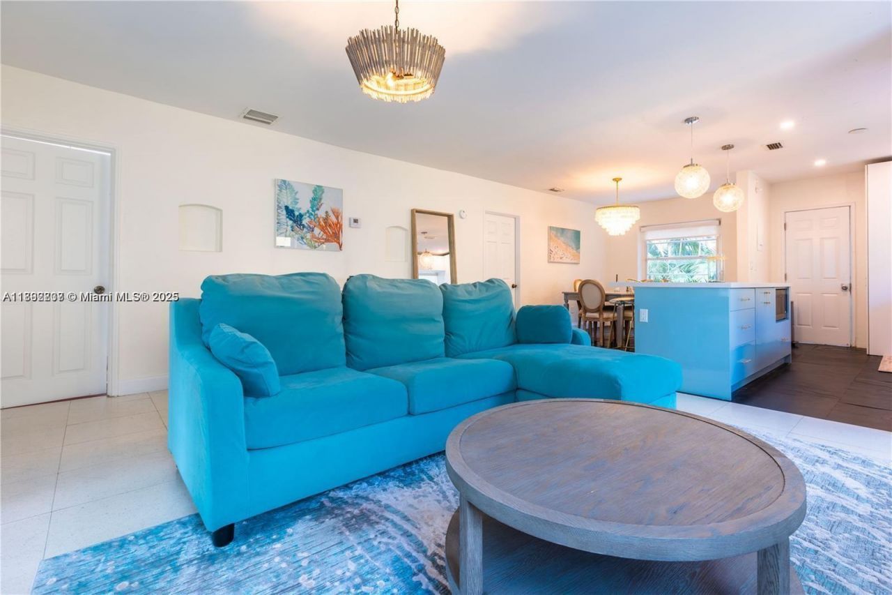 426 NE 26th St, Unit 1, Miami, FL 33137 Photo