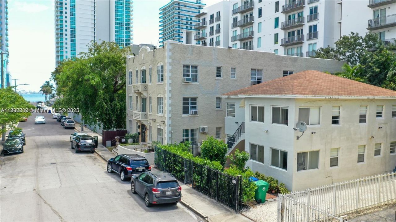 426 NE 26th St, Unit 1, Miami, FL 33137 Photo