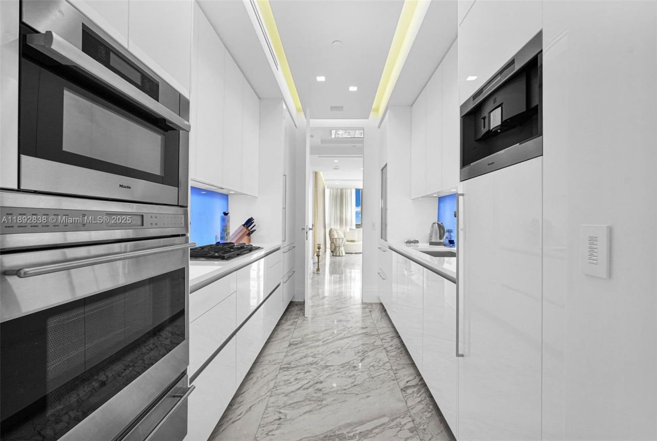 9701 Collins Ave, Unit 2104S, Bal Harbour, FL 33154 Photo