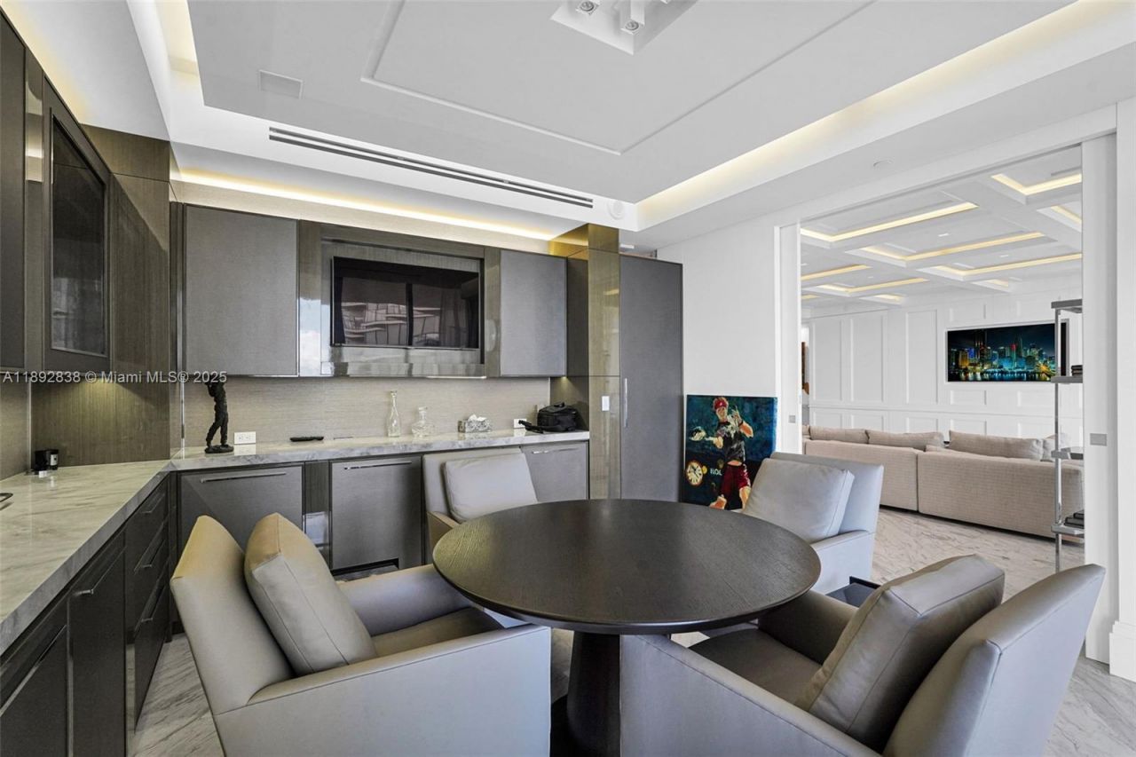 9701 Collins Ave, Unit 2104S, Bal Harbour, FL 33154 Photo