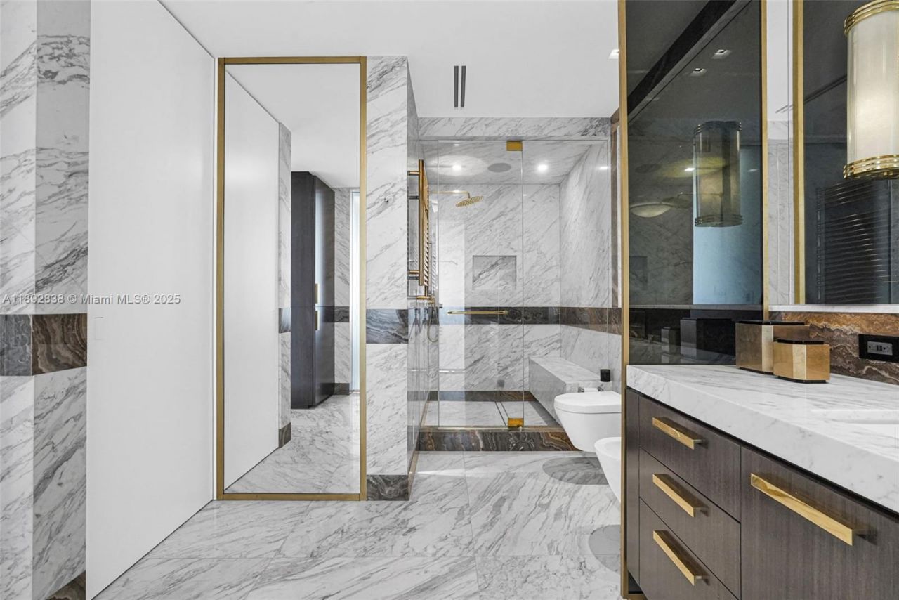 9701 Collins Ave, Unit 2104S, Bal Harbour, FL 33154 Photo