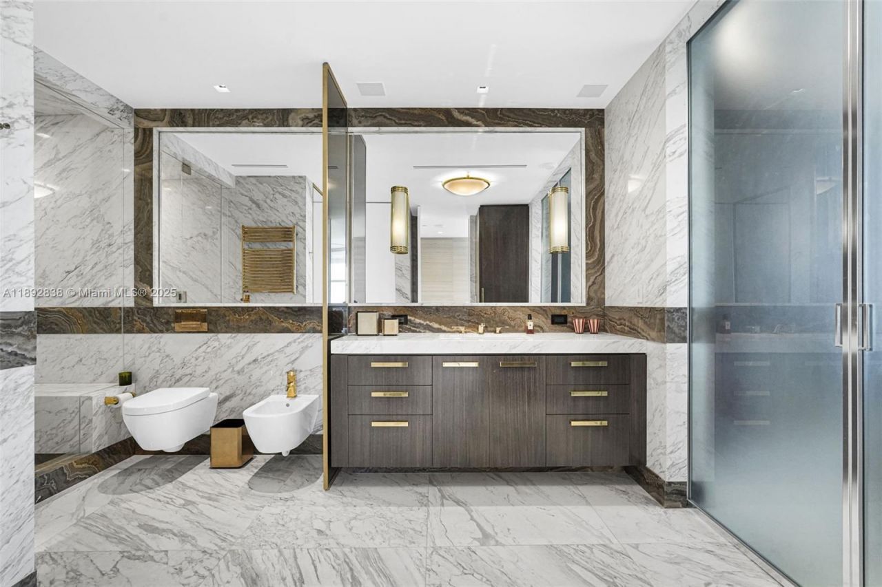 9701 Collins Ave, Unit 2104S, Bal Harbour, FL 33154 Photo