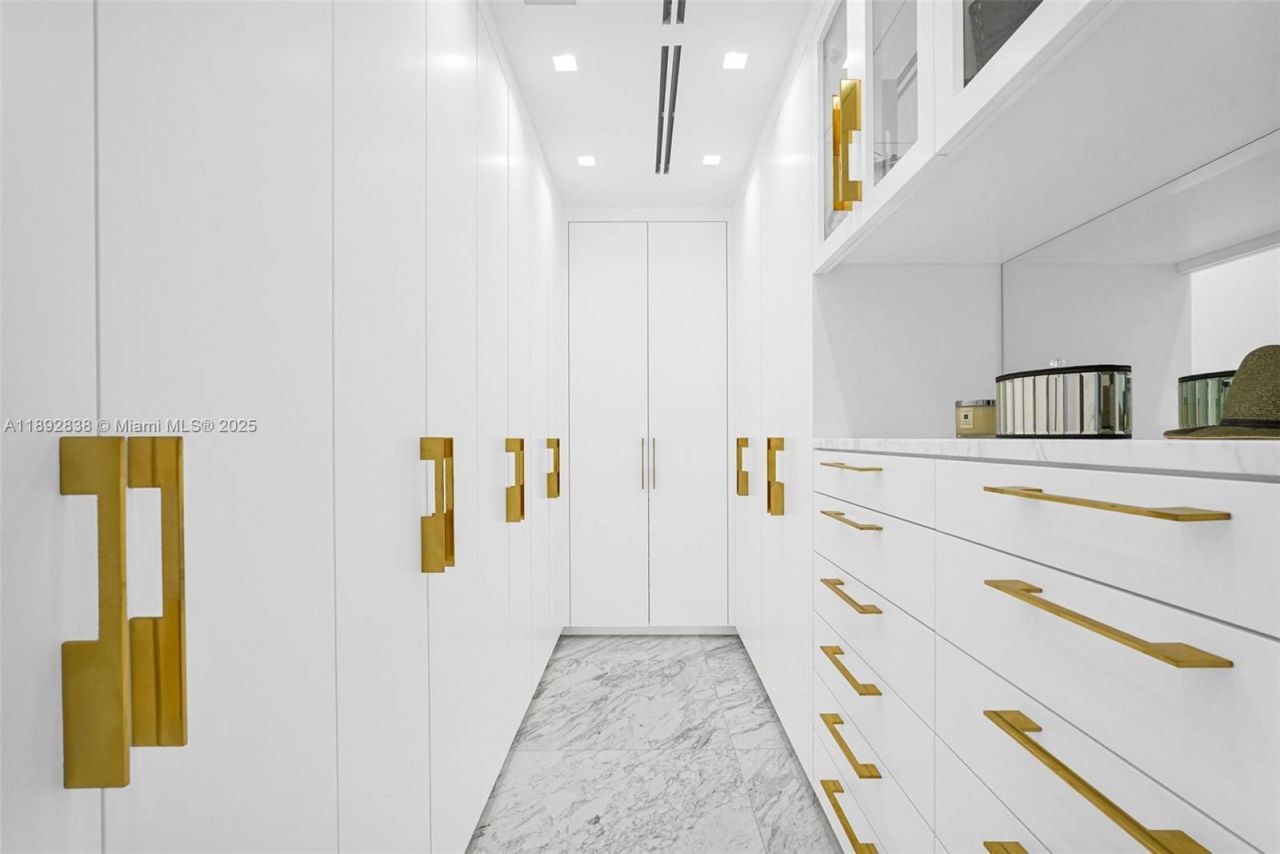 9701 Collins Ave, Unit 2104S, Bal Harbour, FL 33154 Photo