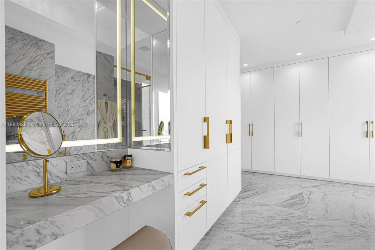 9701 Collins Ave, Unit 2104S, Bal Harbour, FL 33154 Photo