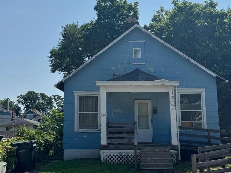 452 Gilbert Street, Columbus, OH 43205 Photo 2