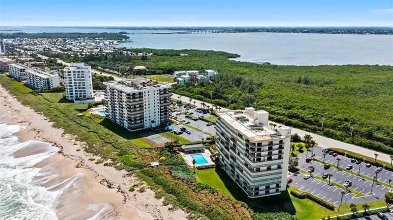 10000 S Ocean Drive, Unit 404, Jensen Beach, FL 34957 Photo