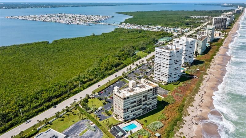 10000 S Ocean Drive, Unit 404, Jensen Beach, FL 34957 Photo