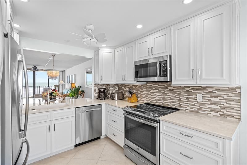 10000 S Ocean Drive, Unit 404, Jensen Beach, FL 34957 Photo