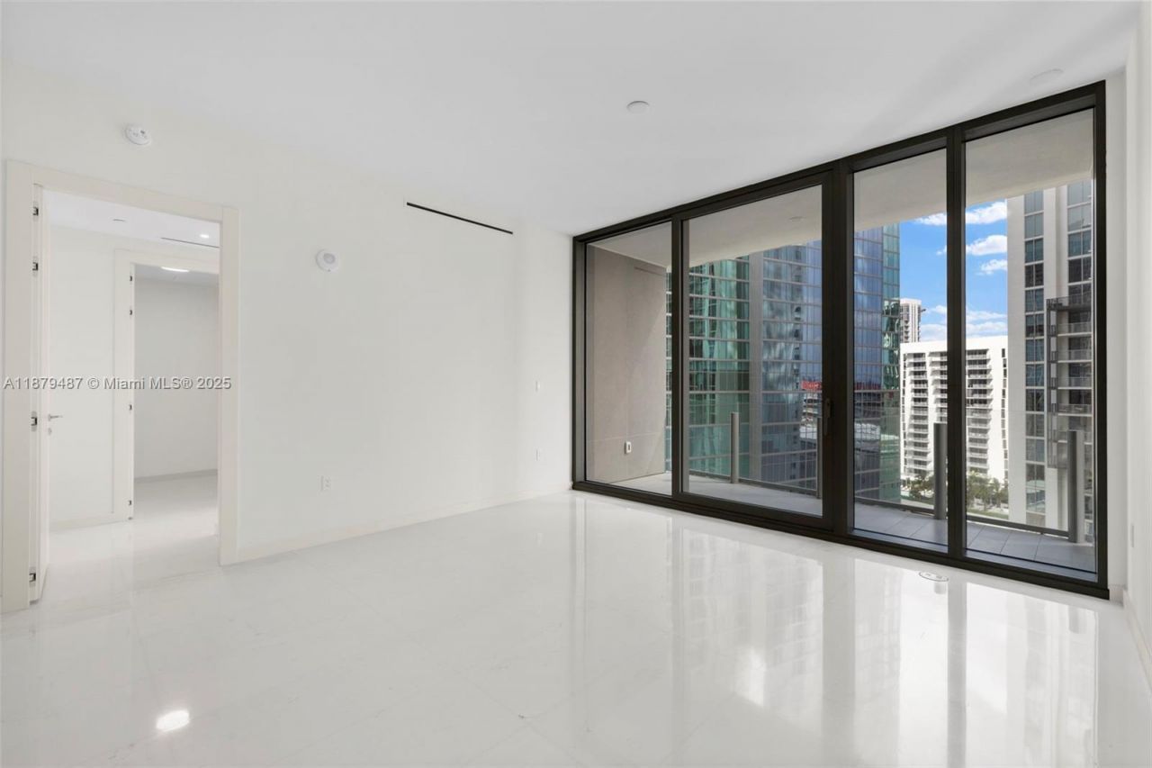300 Biscayne Blvd Way, Unit 2409, Miami, FL 33131 Photo