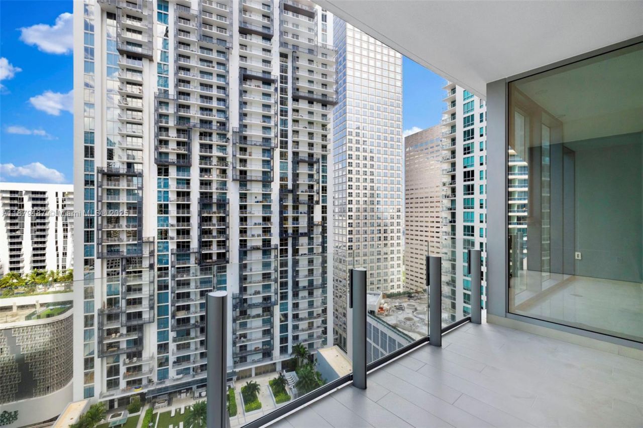 300 Biscayne Blvd Way, Unit 2409, Miami, FL 33131 Photo
