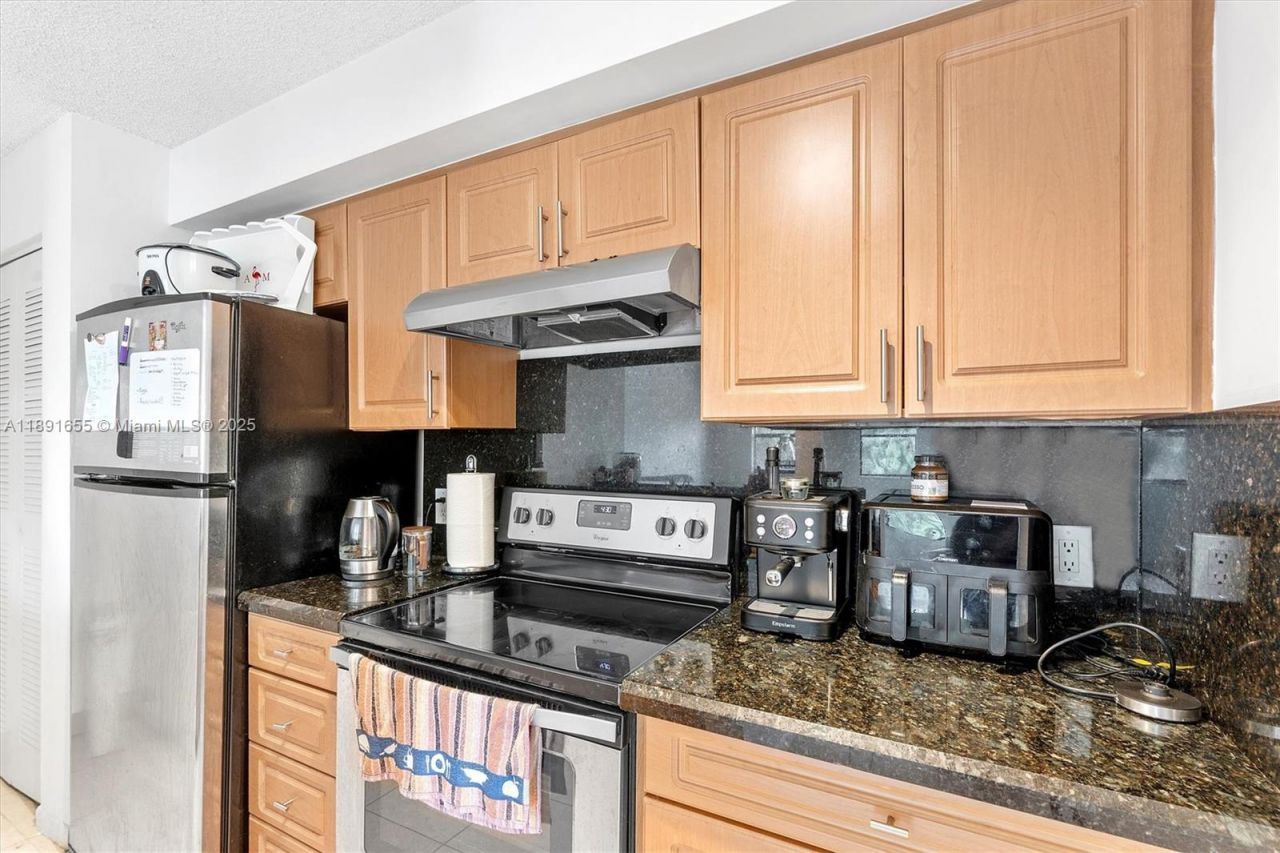 610 S Park Rd, Unit 35-1, Hollywood, FL 33021 Photo