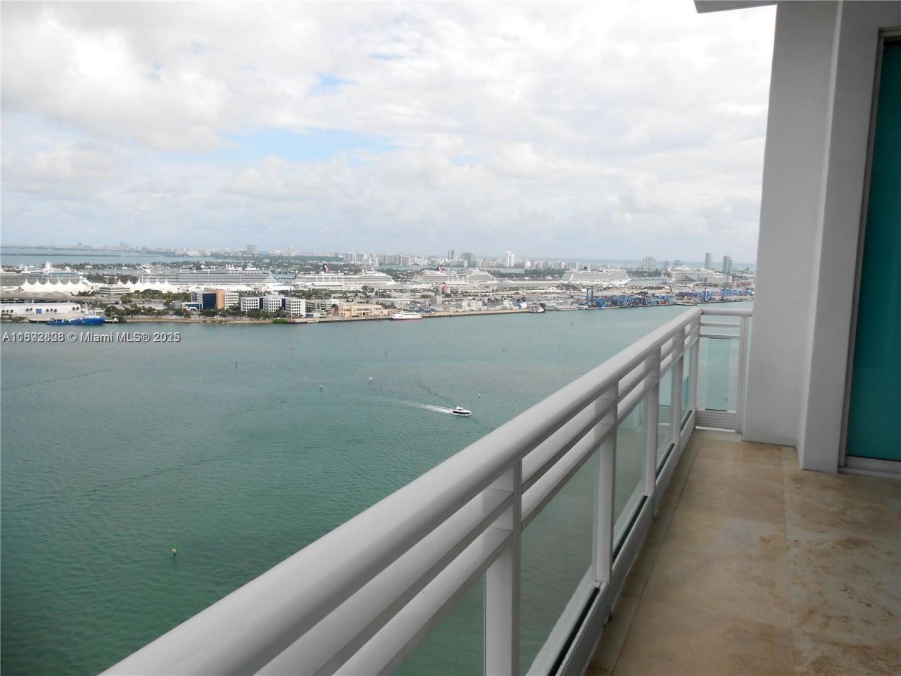 900 Brickell Key Blvd, Unit 2602, Miami, FL 33131 Photo