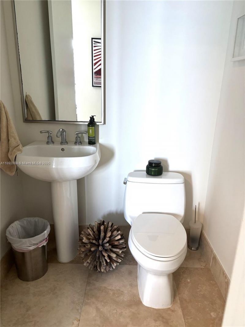 900 Brickell Key Blvd, Unit 2602, Miami, FL 33131 Photo