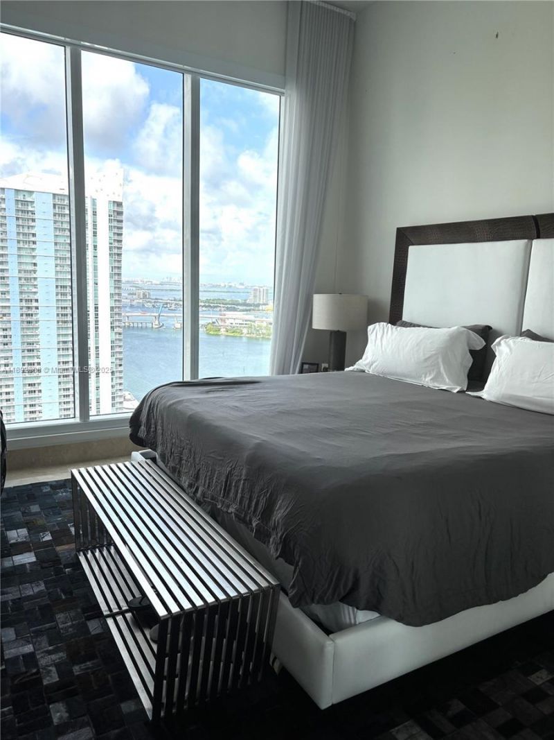 900 Brickell Key Blvd, Unit 2602, Miami, FL 33131 Photo