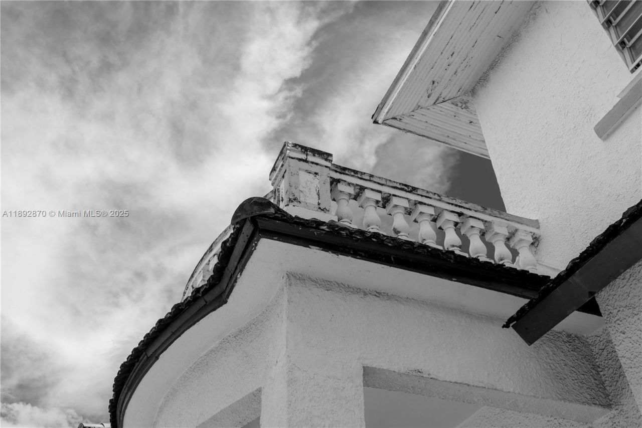 1338 SW 14th St, Miami, FL 33145 Photo