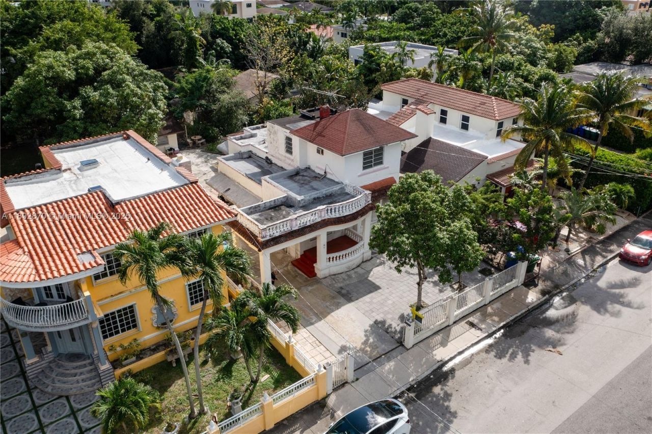 1338 SW 14th St, Miami, FL 33145 Photo