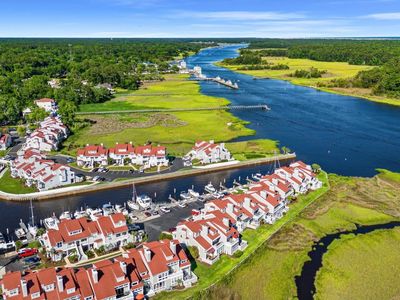 4396 Baldwin Ave., Little River, SC 29566