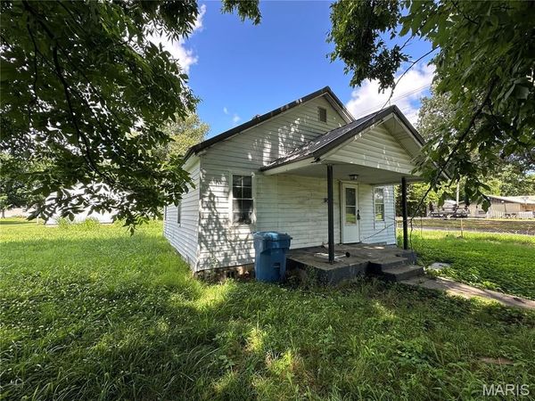950 Second Street, New Madrid, MO 63869