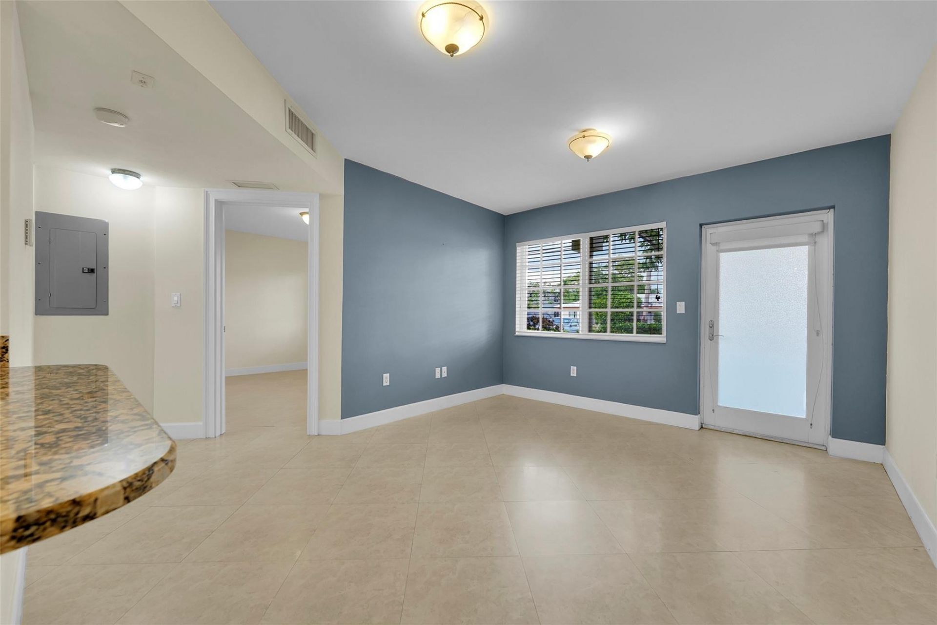 410 SW 15th Street, Unit 103, Pompano Beach, FL 33060 Photo