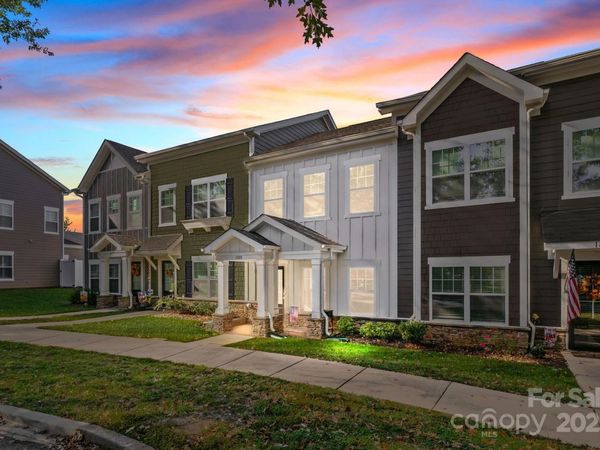 1805 Edgewater Drive NW, Conover, NC 28613