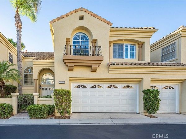 26481 La Scala, Laguna Hills, CA 92653