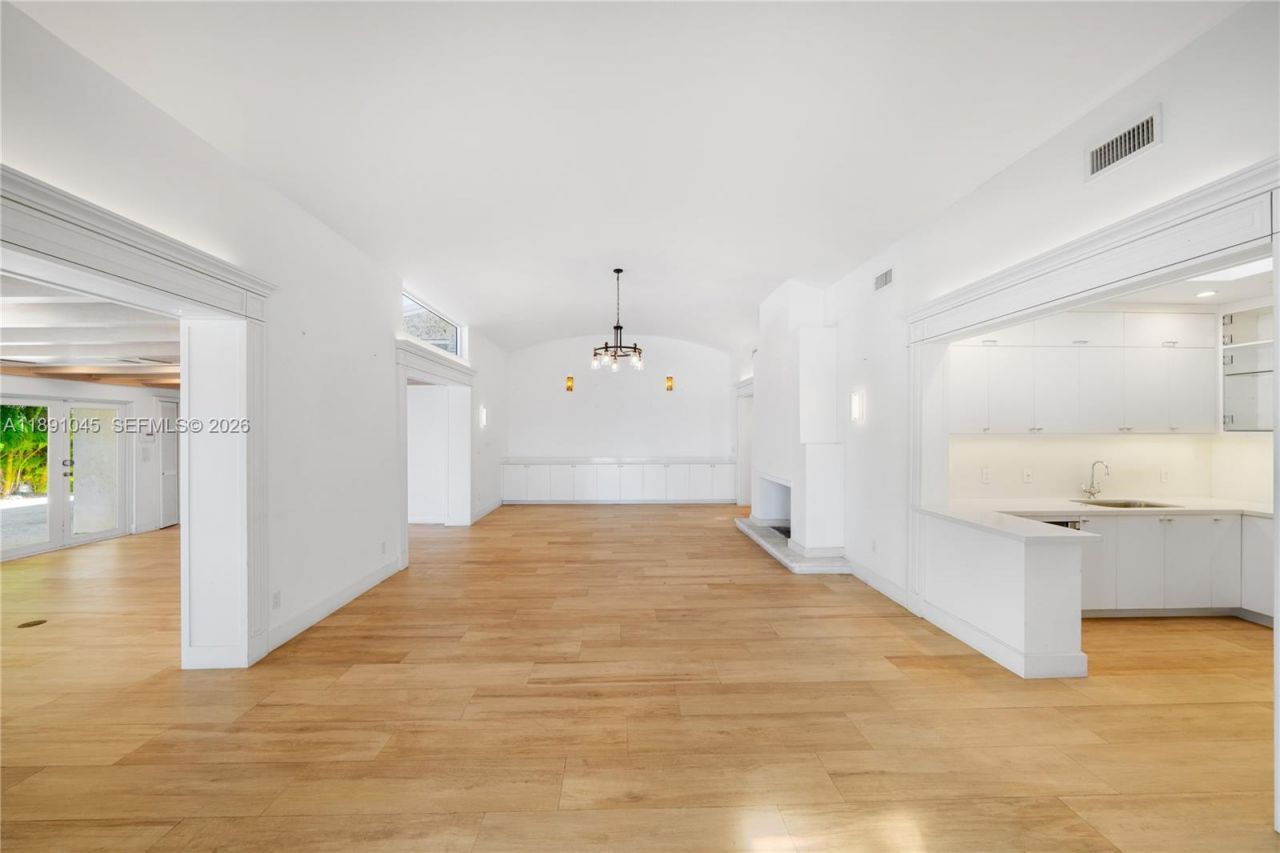 444 W Rivo Alto Dr, Miami Beach, FL 33139 Photo