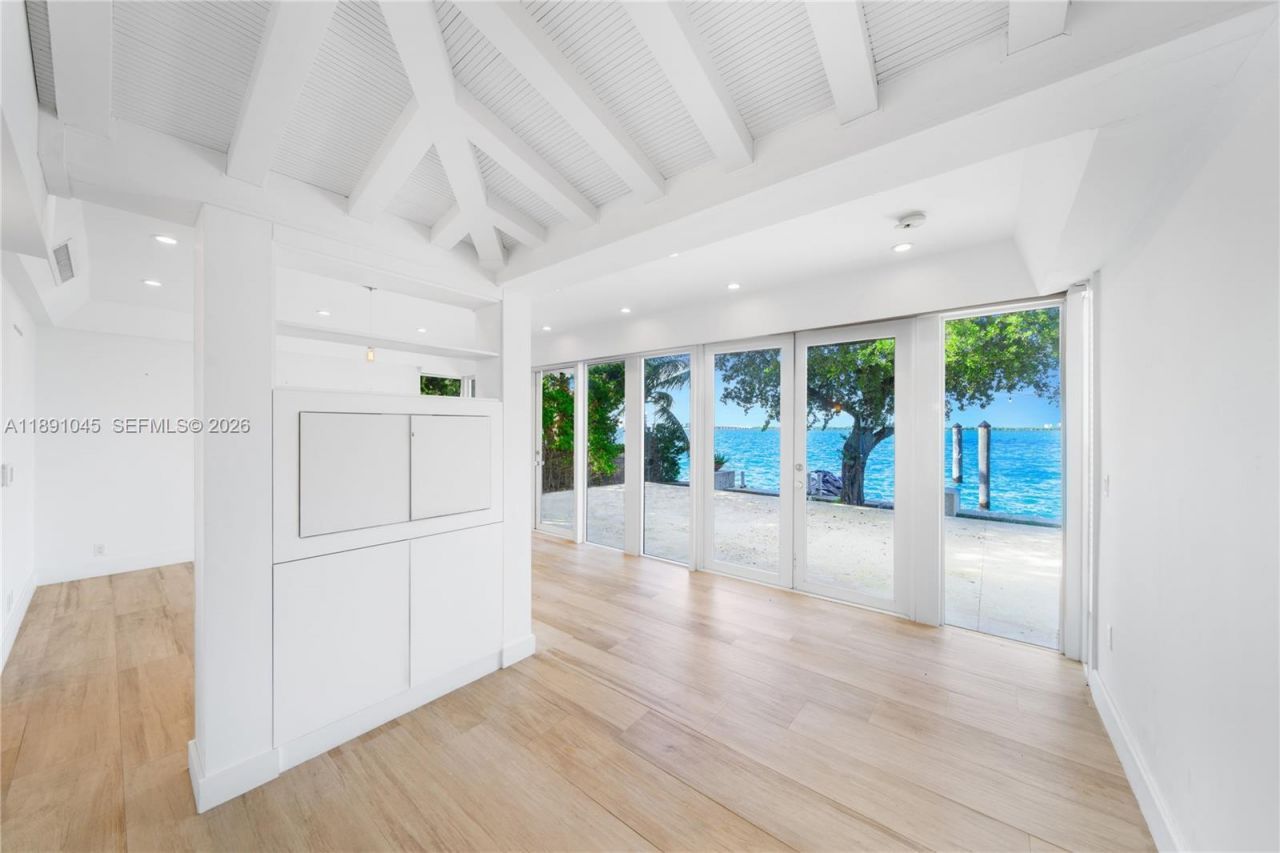 444 W Rivo Alto Dr, Miami Beach, FL 33139 Photo