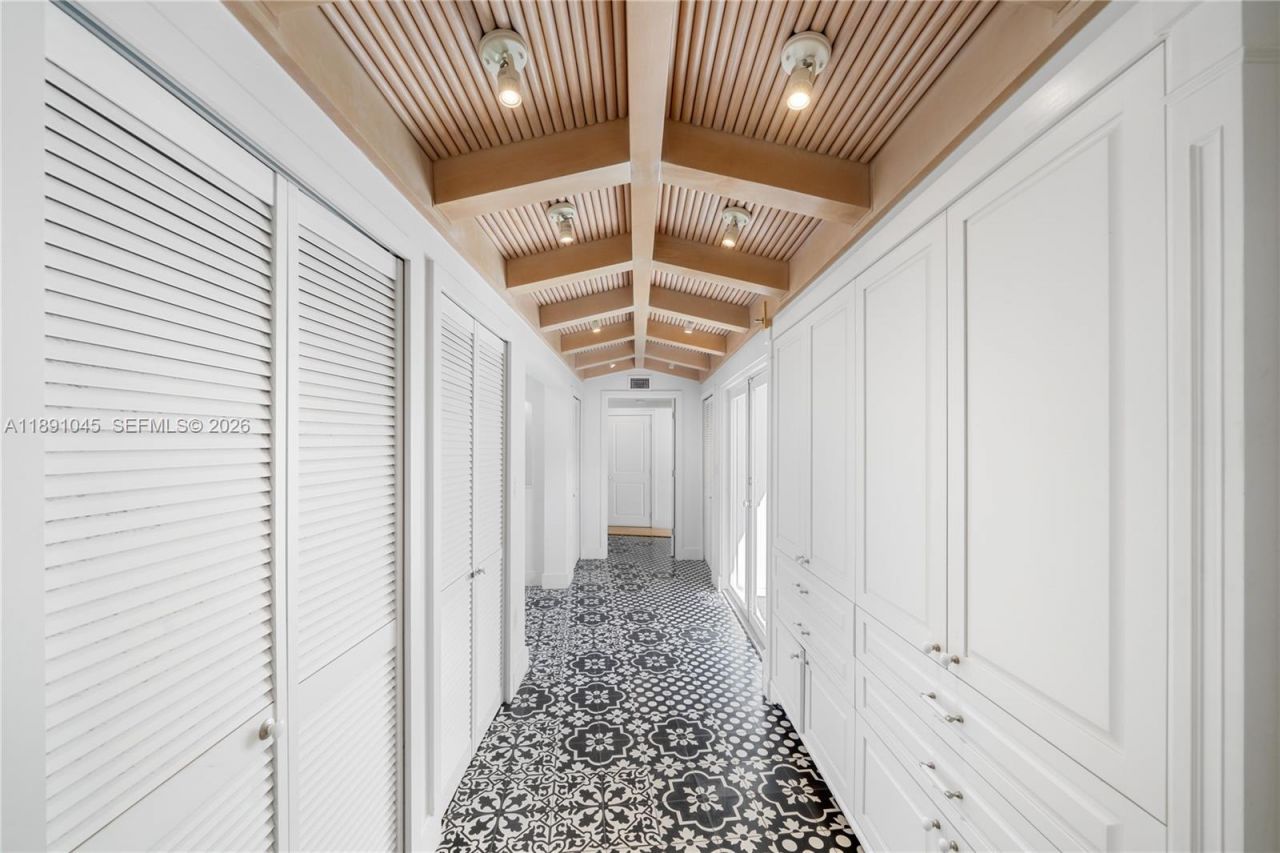 444 W Rivo Alto Dr, Miami Beach, FL 33139 Photo