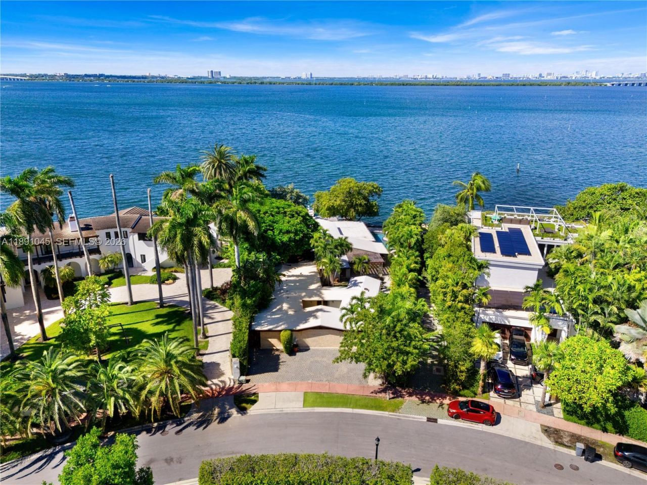 444 W Rivo Alto Dr, Miami Beach, FL 33139 Photo