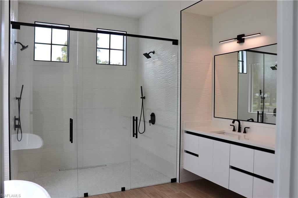 428 21st St Sw, Naples, FL 34117 Photo