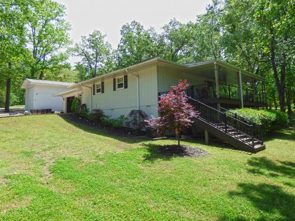 46 Enid Drive, Cherokee Village, AR 72529