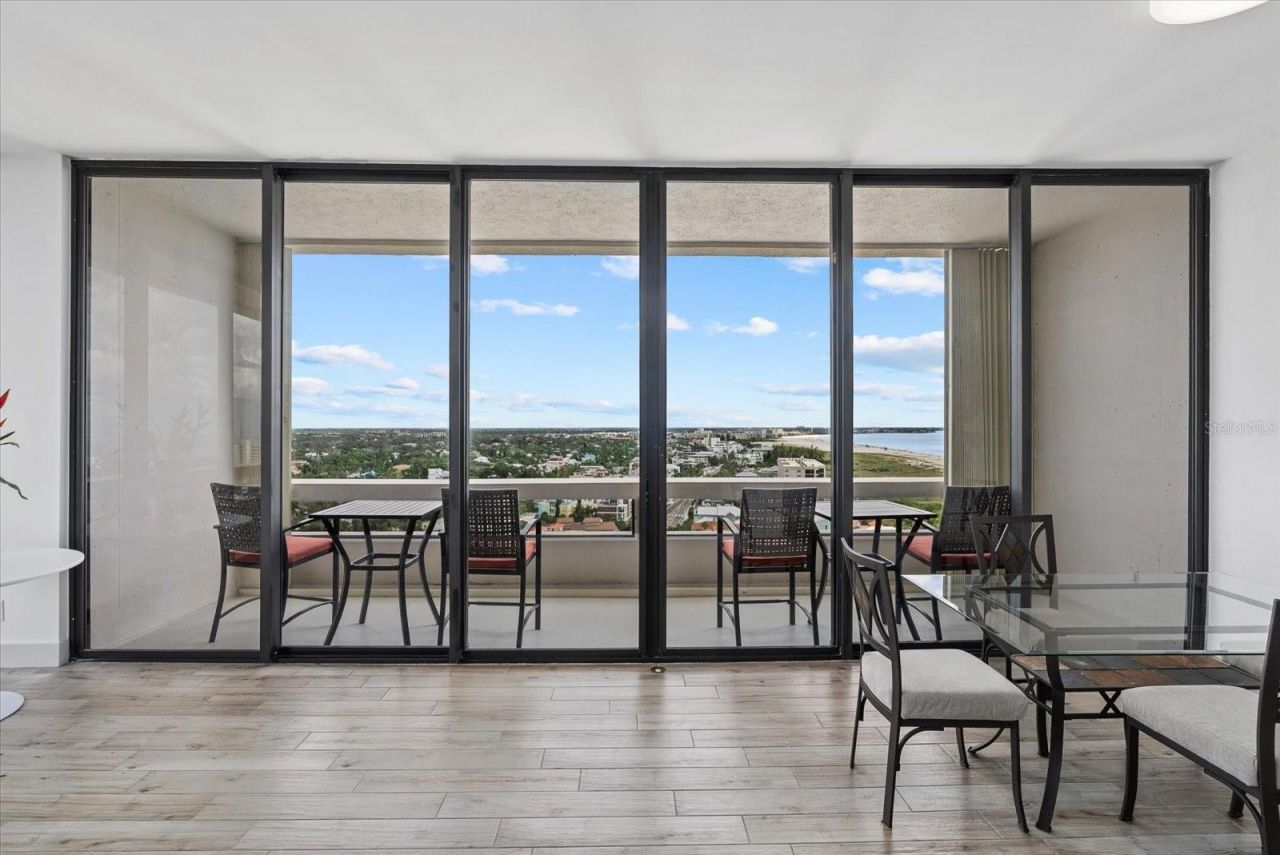 5400 Ocean Boulevard, Unit 17-04, Sarasota, FL 34242 Photo