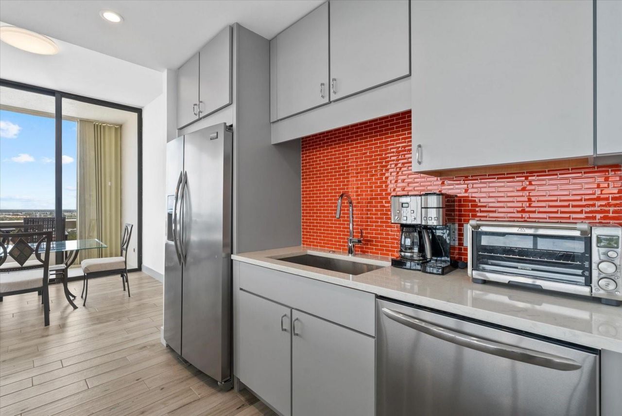 5400 Ocean Boulevard, Unit 17-04, Sarasota, FL 34242 Photo