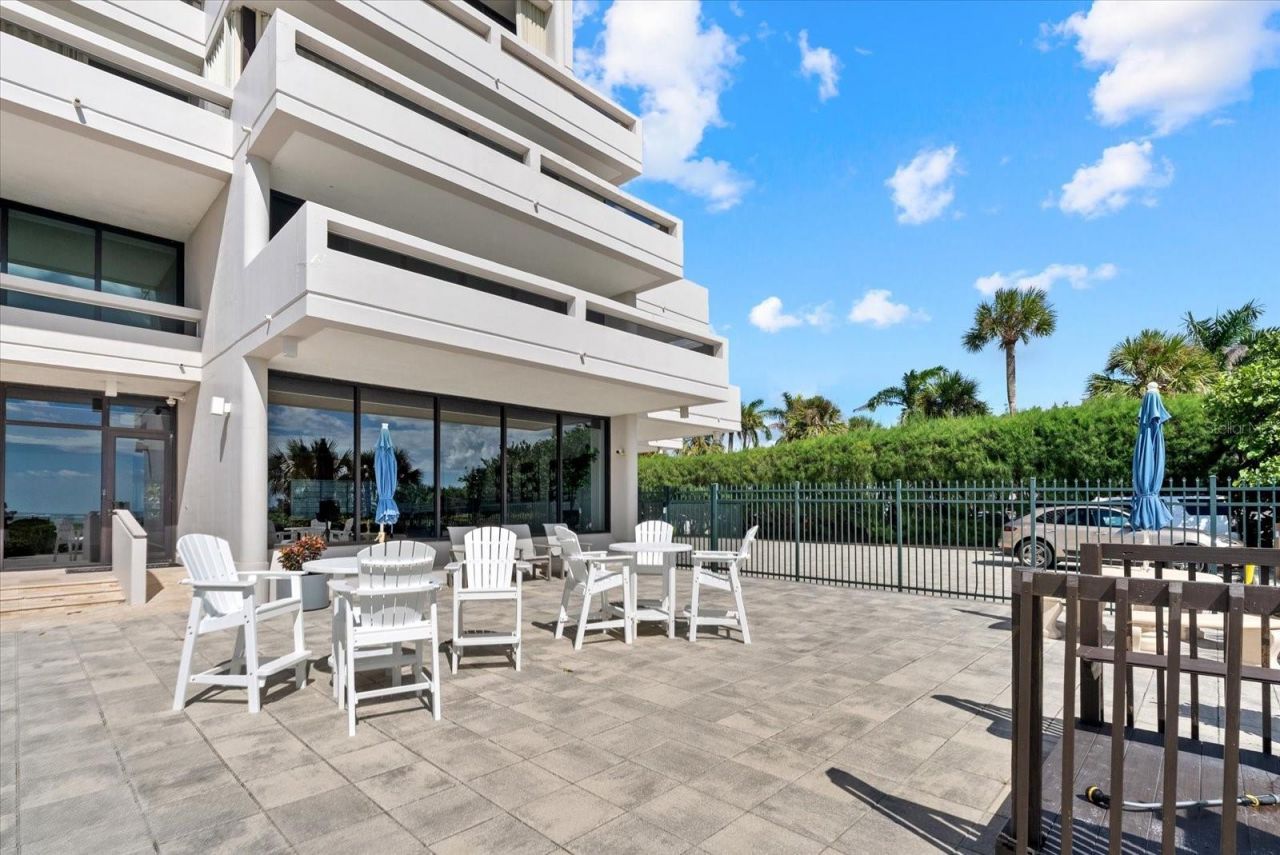 5400 Ocean Boulevard, Unit 17-04, Sarasota, FL 34242 Photo