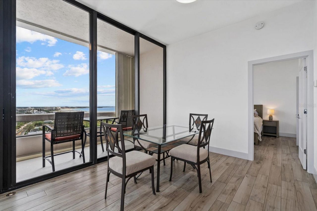 5400 Ocean Boulevard, Unit 17-04, Sarasota, FL 34242 Photo