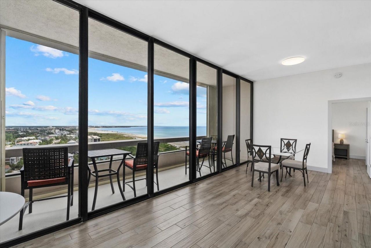 5400 Ocean Boulevard, Unit 17-04, Sarasota, FL 34242 Photo
