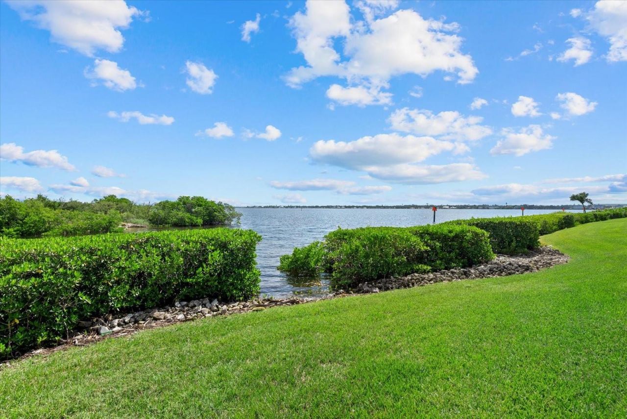 118 12th Avenue E, Palmetto, FL 34221 Photo