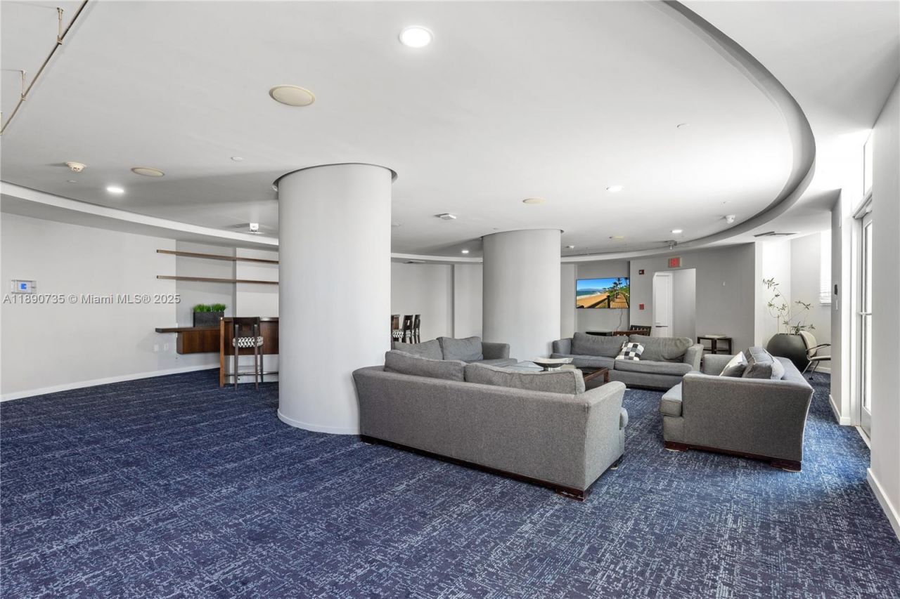 9055 SW 73rd Ct, Unit 1603, Miami, FL 33156 Photo